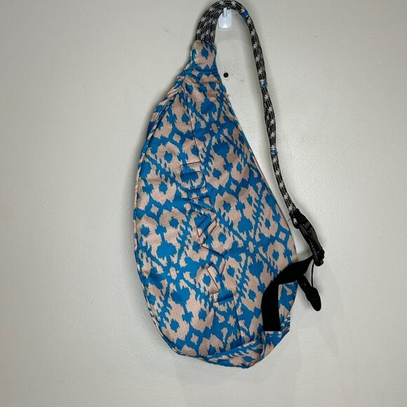 KAVU Sling Rope Bag Blue Zip Pockets Daypack Travel Backpack Aztec H20 Resistent - Picture 10 of 11
